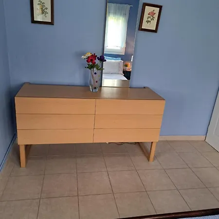 アパート Jenny レプトカリヤ